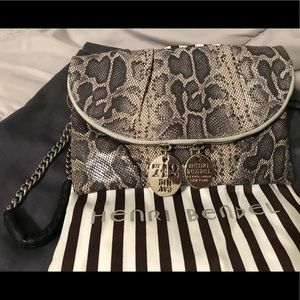 Henri Bendel Clutch/Wristlet